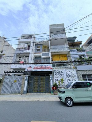 bán nhà dt hiếm (5,5x16m) trệt 2 lầu đường số tân quy giá 15,5 tỷ tl