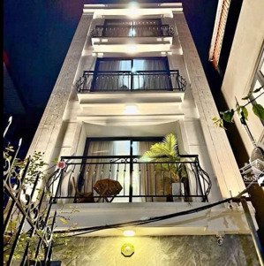 bán nhà riêng 52m2, 5 tầng, mt 5m, ngay cầu chương dương, long biên, nội thất full, 11.48 tỷ
