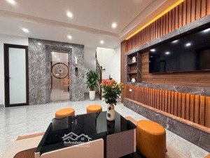 khó kiếm! vĩnh phúc, nhà 2 mặt ngõ thông, 1ph ra ôtô, xây mới, 6 tầng thang máy nhập, tặng nt, 43m2