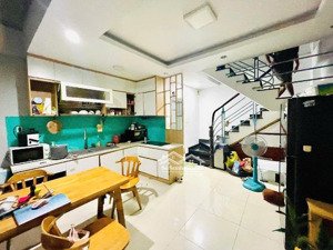 quận 3, nhà đẹp ở ngay, 5 tầng, ngang 4.5m, 40m2, liền kề bà huyện thanh quan_trương định, 6.x tỷ