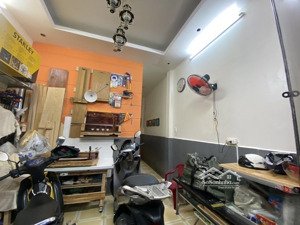 ôtô đổ cách nhà vài bước chân-nhà 4pn-53 m2-hẻm 62 lâm văn bền-tân hưng-quận 7