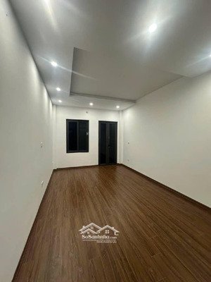 5.x tỉ - trung tâm tây mỗ-nhà mới xây lô góc 35m- gần ô tô