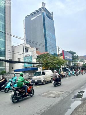 Bán nhà Trường Sơn_Cách Mạng Tháng Tám, Quận 10, nở hậu 4.1m, 56m2, vài bước ra hẻm XH, sổ vuông, 7.95 Tỷ