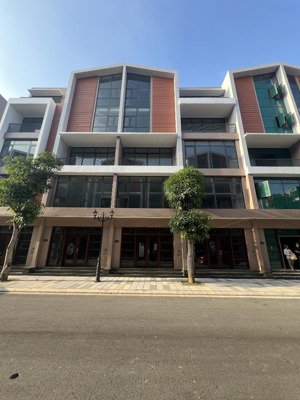 liền kề 80 m2- hướng đông nam- vinhomes ocean park 3- hàng hiếm - nhỉnh 11 tỷ