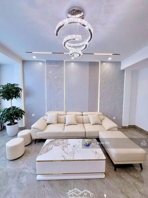 nhanh mới kịp ! xuân la, tây hồ - 5 tầng, 35m - ô tô gần - full nội thất - chỉ nhỉnh 8 tỷ