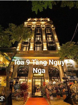 bán tòa nhà 9 tầng mặt phố vương thừa vũ, mặt tiền 12m,hầm, thang máy, 165 tỷ, dòng tiền 1.2 tỷ/năm
