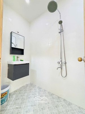 bán nhà hẻm đẹp gần mặt tiền tô hiệu 4x11 trệt 4 lầu giá 5.9 tỷ còn tl