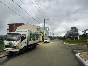 chỉ hơn 19 tr/m2 - vùng đất vàng của những người nổi tiếng long phước