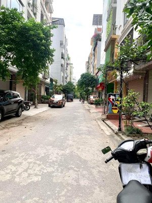 cho thuê bt 75m2, 17 triệu vnd tại văn quán, hà đông, hà nội