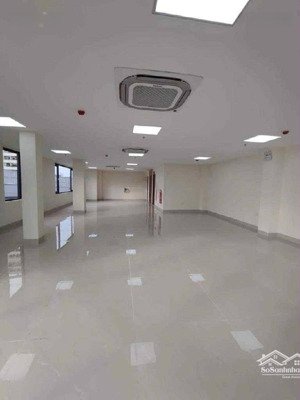 phạm văn đồng 207m 6 tầng nổi 1 tầng hầm kinh doanh oto ở sướng 5phút lên cầu thăng