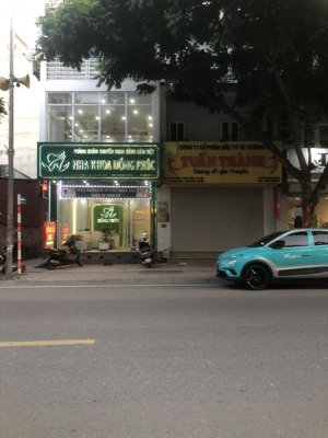 bán nhà thạch bàn 42m2, 7.15 ty-5 tầng, 3 ngủ-oto cổng-nhà mới ở luôn