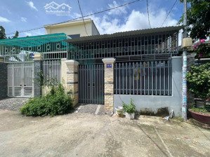 chủ không có nhu cầu ở nên cần gieo duyên lại căn nhà cấp 4