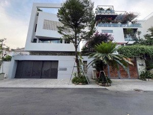 villa đẹp nhất khu compound trần não q2 15x20m 300m2 - 2 tầng ,sân vườn hiện đại giá 58 tỷ