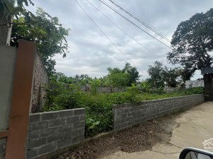 215m2 80m2 thổ cư mặt tiền 18m 2 oto tránh nhau ở gần 2 kcn lớn