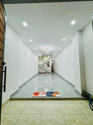 bán chdv quận 10 - 4 tầng - khai thác 50tr/th, 9.6 tỷ