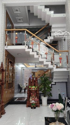 bán nhà khu phân lô - đường 7m có vỉa hè - công viên - tặng full nội thất - dt64 - nhỉnh 6 tỷ