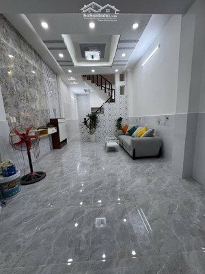 bán nhà ngay lê văn quới - dt46m - gần bốn xã - mã lò - full nội thất cơ bản - nhỉnh 4 tl mạnh