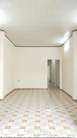 Bán đất tặng nhà C4, 137 m2, trục kinh doanh sầm uất, 2 tháng 9, Hải Châu, Đà Nẵng, 14.8 tỷ