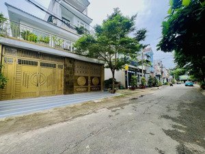 75tr/m2 tặng nhà đẹp hoàng tráng sân đậu 2 ôtô_7.3m x 26m nở hậu nhẹ_hẻm 1/ gần mặt tiền linh trung