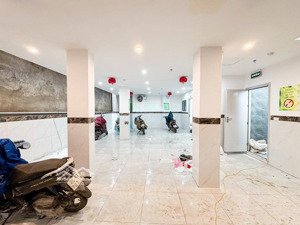 bán cccmn dòng tiền 140tr/1th- lô góc2mạt . 28 phongthoáng - dt 130m , mt 7.2m x 7tầng giá 28.9 tỷ.