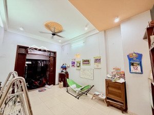 nhà ngon - 82m2 - 2 tầng - 3 phòng huỳnh văn nghệ - phạm văn bạch - phan huy ích