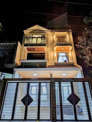 cho thuê combo mặt bằng + tầng hầm (8.5tr) - mặt tiền rộng kinh doanh