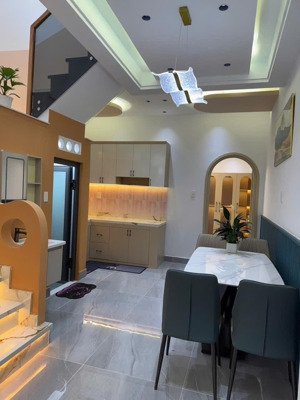 nhà 2 tầng btct mới cứng - hẻm xe hơi ngủ trong nhà - tktq giáp tân phú 4x14 - chỉ 5 tỷ hơn