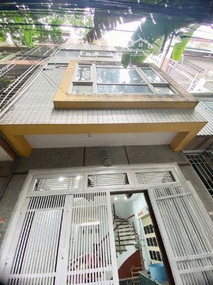 bán nhà ngụy như kon tum - ô tô đỗ cửa - sát ô tô tránh - khu vip - 4 tầng - 50m²