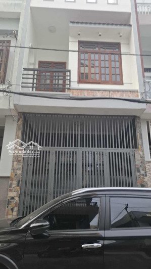 bán nhà 2 tầng dt 68m đường ngô đức đệ cách biển 500m