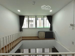 bán nhà riêng 68m2, đường vào rộng 4m