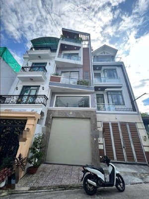 bán nhà 4 tầng btct. 4pn. 5wc. hẻm xe tải thông. tăng nhơn phú. q9. nhà đẹp ở ngay. giá 6.9 tỷ. tl