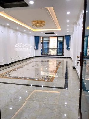 cho thuê nhà riêng kinh doanh ô tỗ tránh,dt 60m, 5 tầng, mt 4m tại phố nguyễn tuân, giá 25 triệu