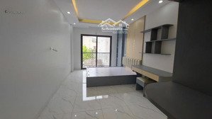nhà đẹp , full nội thất, ô tô đỗ 10m, gần trường đh công nghiệp hà nội