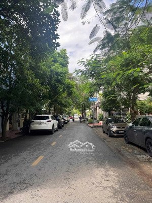 mặt đường hoàng ngọc phách, hải phòng dt 93,20m2. điểm kinh doanh và cho thuê thuận tiện gia 8,9 tỷ