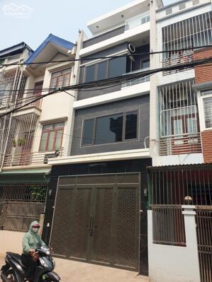 BÁN NHÀ ĐẸP 3.3 TỶ 3.5 TẦNG 47M2 CÓ GARA Ô TÔ NGÕ VĨNH TRƯỜNG