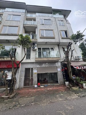 cho thuê nhà lk nguyễn văn lộc, mỗ lao, làng việt kiều châu âu, dt 80m, mt 6m 5 tầng. giá 25tr