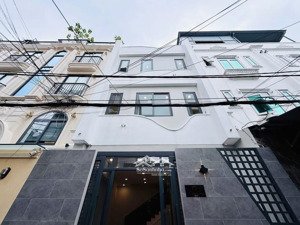 đi định cư bán gấp nhà lê hoàng phái, p17, gò vấp.giá chỉ 6,3tỷ. hẻm xe hơi.