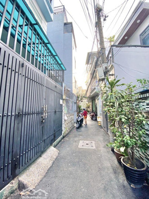 quang trung gò vấp - 50m2 nở hậu - 3 tầng - chỉ 4,x tỷ