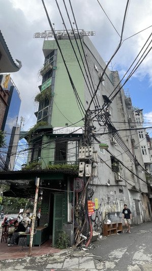 bán nhà mặt đường nguyễn hoàng