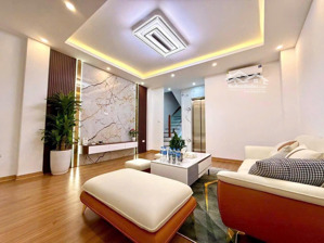 hàng độc phố minh khai, lô góc, ngõ nông, thông kinh doanh tốt, truước nhà rộng 3m. 39m.