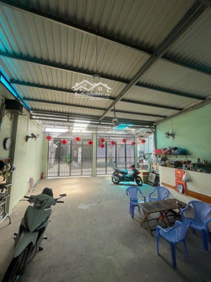 mặt tiền kd đường 8m - nhà 3tầng 4pn - diện tích khủng 150m2 (ngang 7.5m) - hc đủ - nhỉnh 8tỷ tl