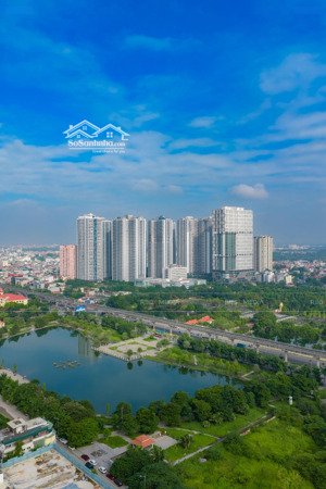 bán vp hạng a vị trí trung tâm 40 tầng, 4 hầm để xe, sổ đỏ từng căn dt 148m², 237m², 226m², 249m²