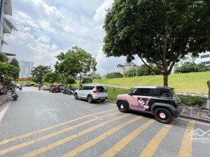 ngọc thụy- bồ để 35m2 - 7.9tỷ - nhà dân xây -gần ô tô - full nội thất