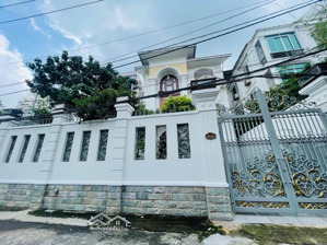 cực phẩm villa 353m2, 14x26m - hầm + 3 lầu - trục quốc hương - p. thảo điền