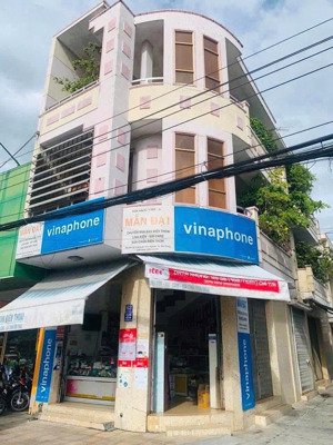 nhà góc 2 mặt tiền trung tâm nha trang sát chợ bình tân, bệnh viện tâm trí 3 tầng cho thuê sẵn