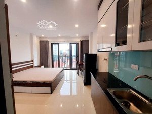cho thuê tại võ chí công dt 30m2 phòng mới tinh full giường tủ, bếp, tủ lạnh, điều hòa, đèn sưởi