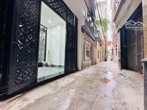 phố trần duy hưng - 52m - 6 tầng thang máy - full nội thất -nhà đẹp ở ngay-kinh doanh - siêu hiếm