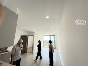 sổ hồng trao tay căn đẹp tại mt eastmark city, giá chỉ 50 triệu / m2, dt 59m2, view lm81 xa hoa