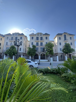 bán biệt thự song lập vịnh tây 136 m2- vị trí cực đẹp