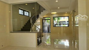 nhà mặt tiền bình tân - ngay lê văn quới- ngang 8 x 12m - giá chỉ 8 tỷ 7 tl .